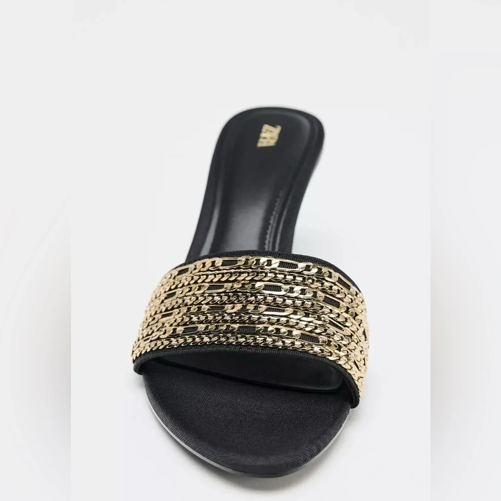 🔥🔥Zara chain trim heeled sandals - Picture 2 of 8